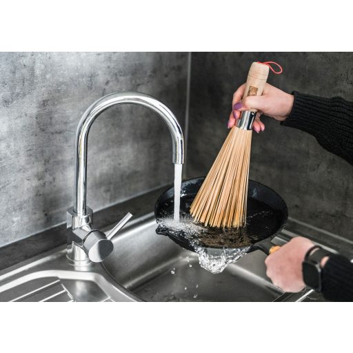 Grillszerszám G21 -bambusz kefe, serpenyők tisztításához