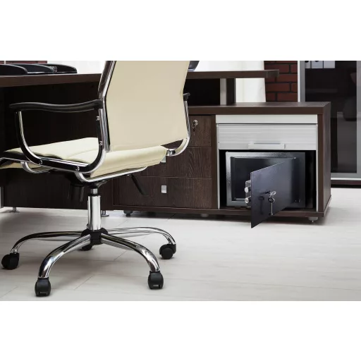 G21 széf kulcsos zárral 230 x 170 x 170 mm