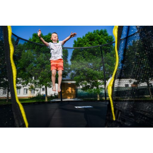 G21 SpaceJump trambulin védőhalóval, 366 cm, ajándék létrával, fekete színben