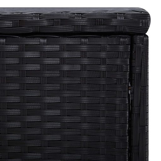 Kék polyrattan napozóágy párnával és teázóasztallal