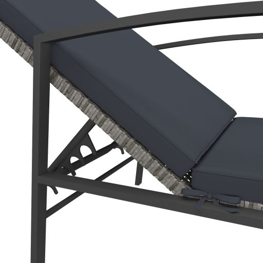 Szürke kerti polyrattan napozóágy párnával