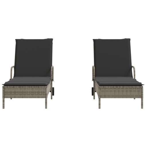 2 db világosszürke polyrattan napozóágy párnával