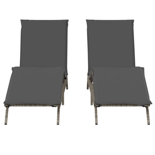 2 db világosszürke polyrattan napozóágy párnával