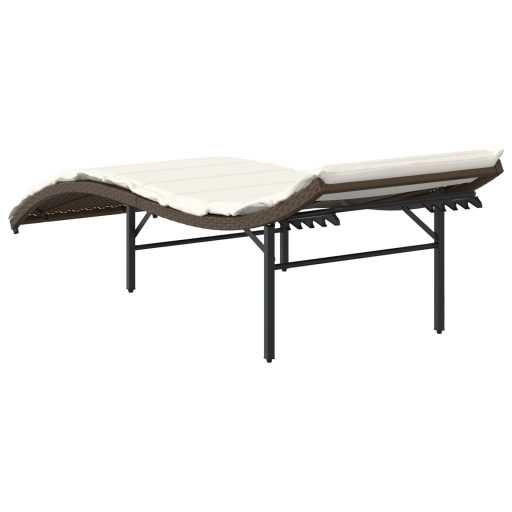 2 db barna polyrattan napozóágy párnával