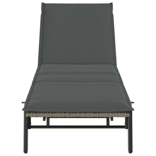 Szürke polyrattan napozóágy párnával