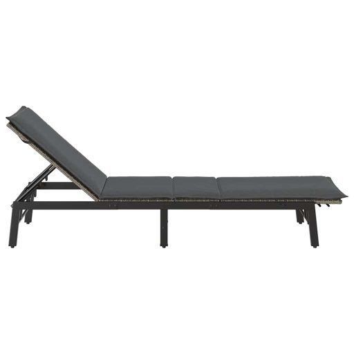 Szürke polyrattan napozóágy párnával