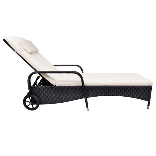 Fekete polyrattan napozóágy kerekekkel