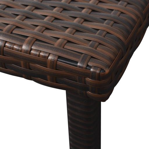 Barna polyrattan napozóágy párnával és asztallal