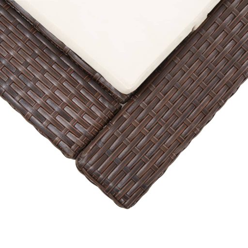 Barna polyrattan napozóágy párnával