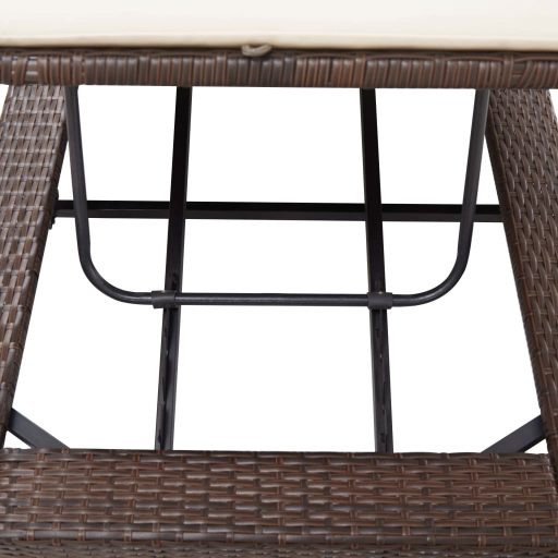 Barna polyrattan napozóágy párnával
